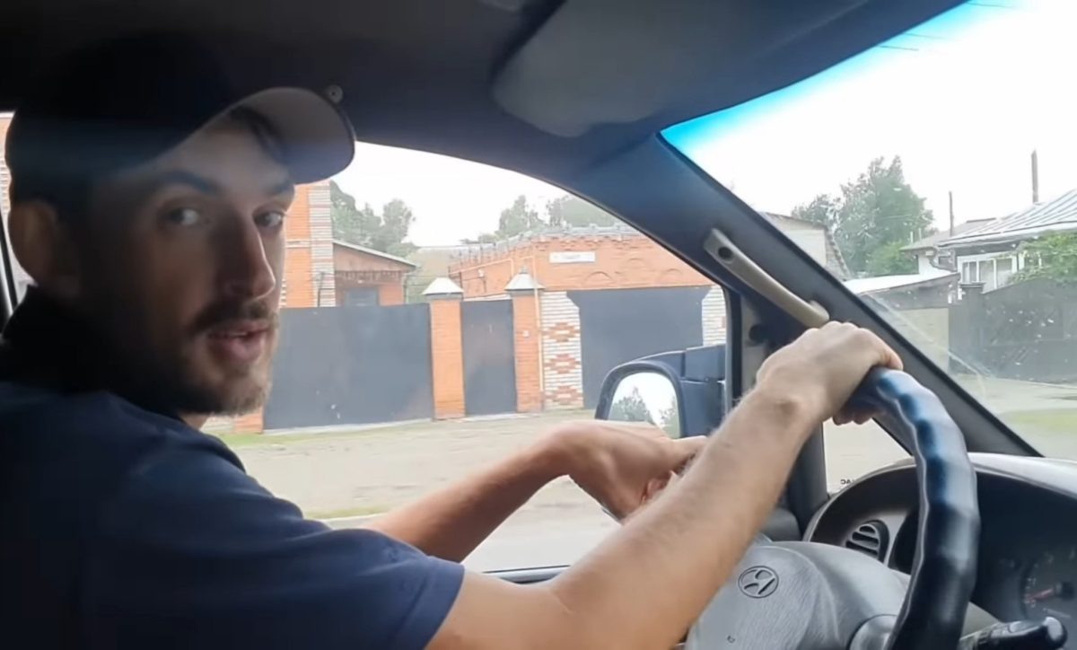    Они столкнулись с первыми трудностями еще по пути из Новосибирска