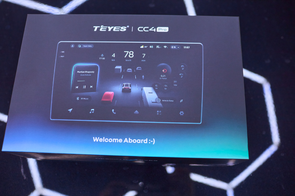 Источник фото: https://custom-heroes.ru/raboty/vid-uslugi/avtozvuk/porsche-cayenne-apgreyd-multimedia-teyes-cc4-pro/