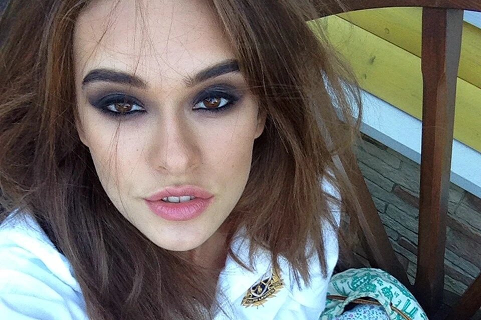 Синтюрева - миловидная симпотяшка с впечатляющей фигурой и ух какими формами. Фото: Личная страничка героя публикации в соцсети.