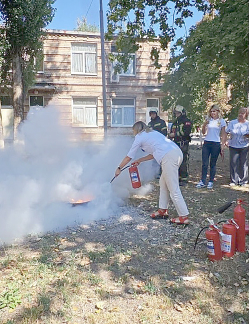    /  ФОТО В.В. Кадетова Администратор