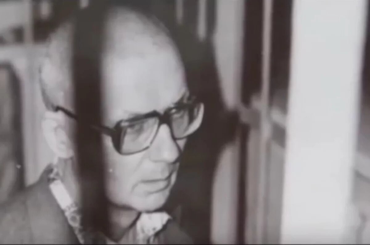    У самого страшного маньяка в истории Советского Союза было двое детей.