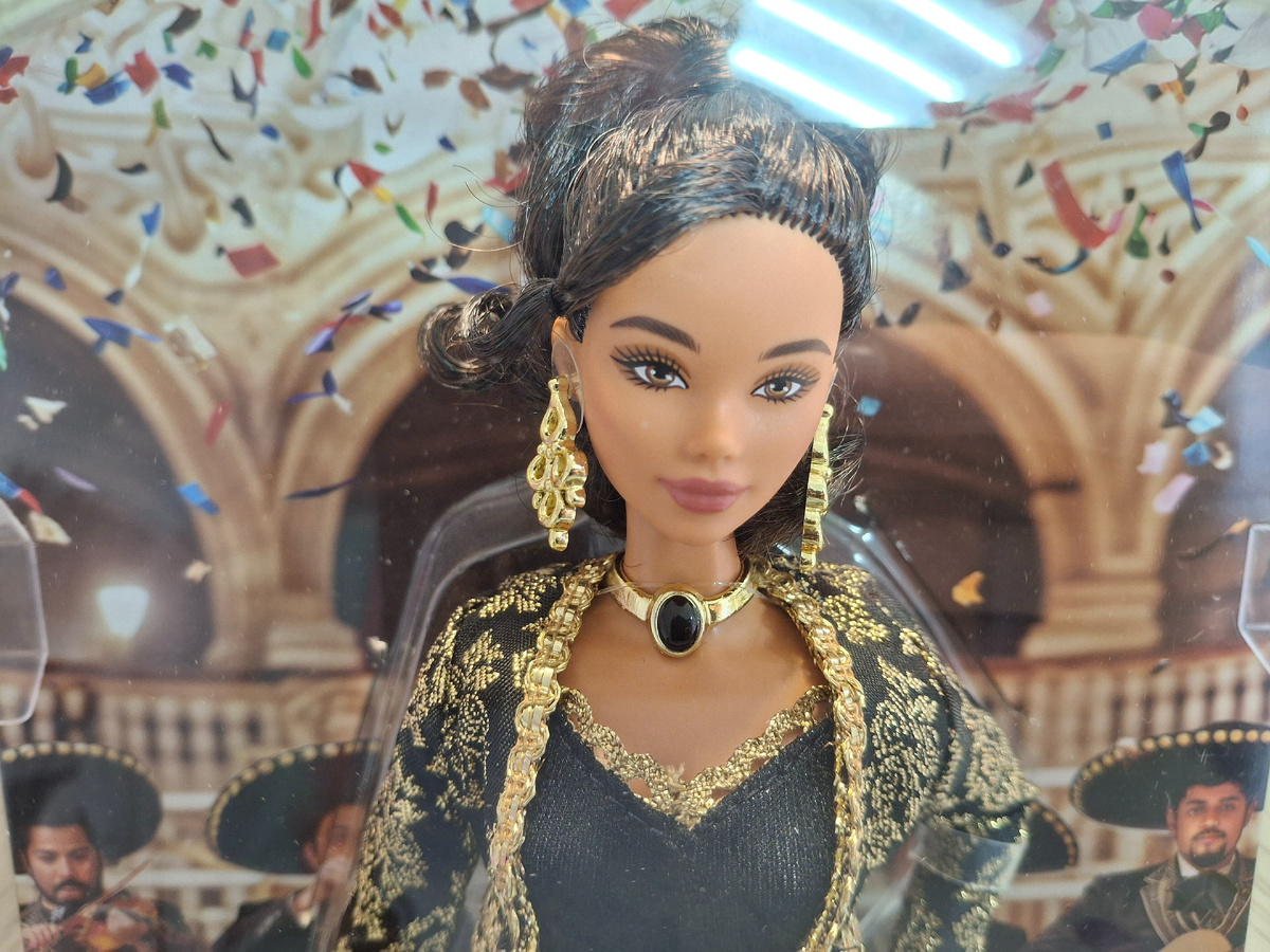 Барби Хуан Габриэль 