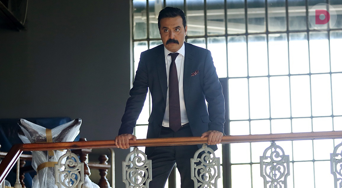 С самого первого фильма у актера сложилось амплуа – человека из преступного мира