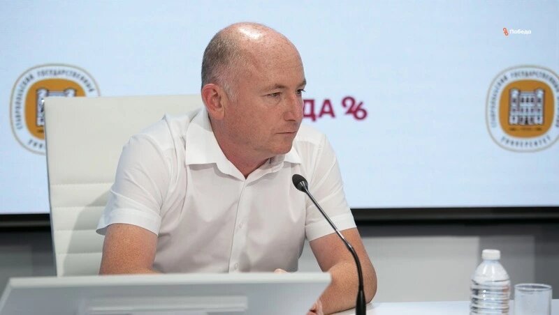     Фото: Министр строительства и архитектуры Ставропольского края Андрей Уваров