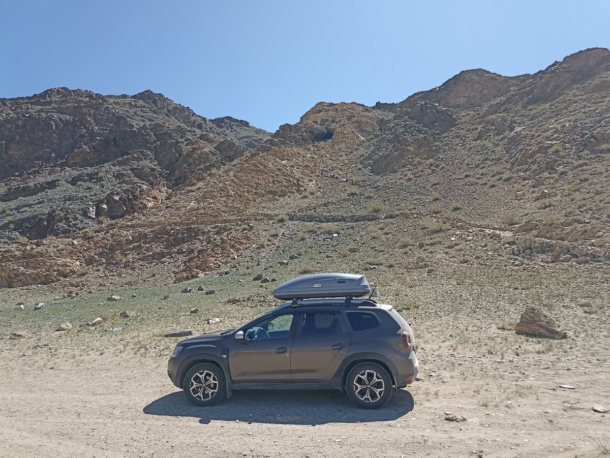 Дастер в Монголии