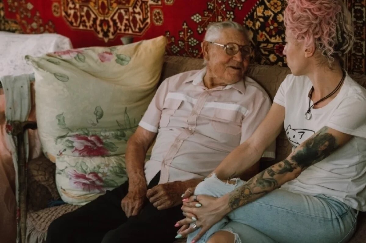    Астраханский ветеран Александр Илларионов отпраздновал 104-летие