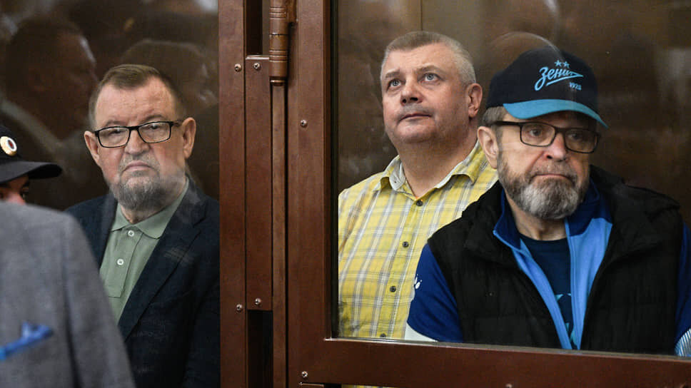 Сергей Умнов, Алексей Семенов и Иван Абакумов (слева направо) по делу о коррупции получили внушительные сроки.📷Фото: Глеб Щелкунов / Коммерсантъ