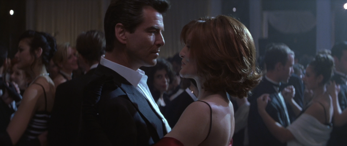 Кадр из фильма "Афёра Томаса Крауна" 1999