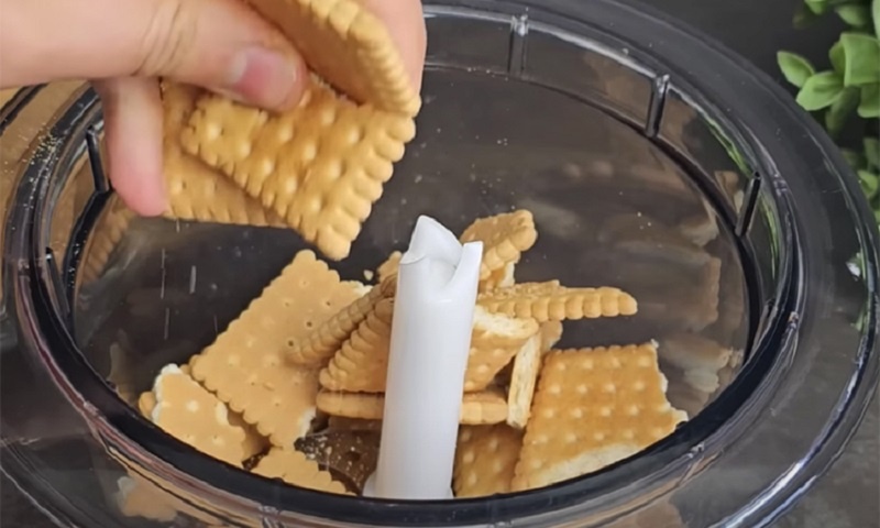 Домашние пирожные с кремом: быстрый десерт, который удивит всех