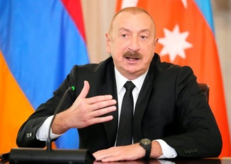    Алиев подтвердил поддержку Украины с начала СВО, осудил СССР за "оккупацию" и заступился за азербайджанскую ОПГ в Екатеринбурге