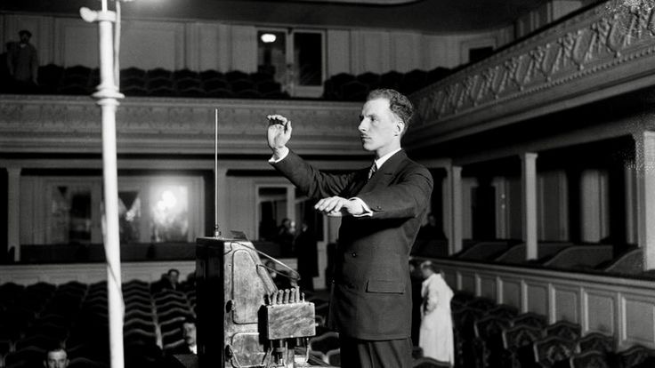 Лев Термен - создатель терменвокса