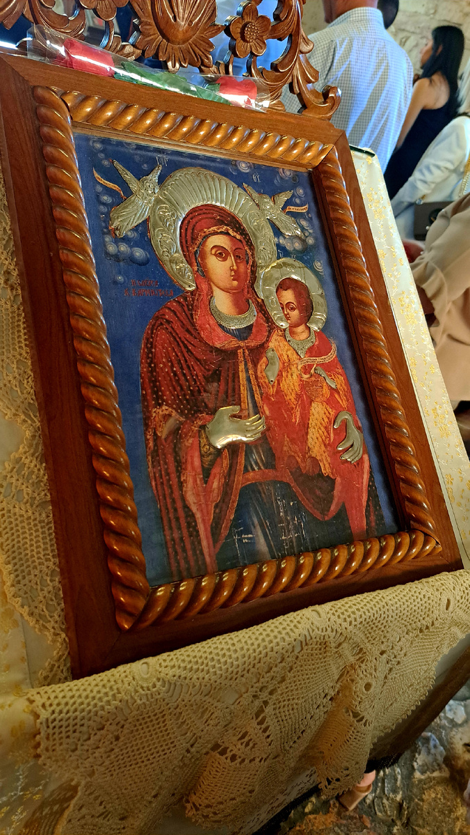 Внутри церкви. Фото автора 