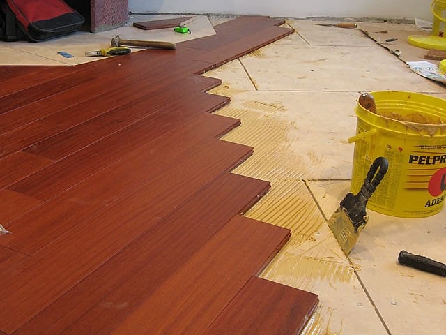 Виды паркетного клея