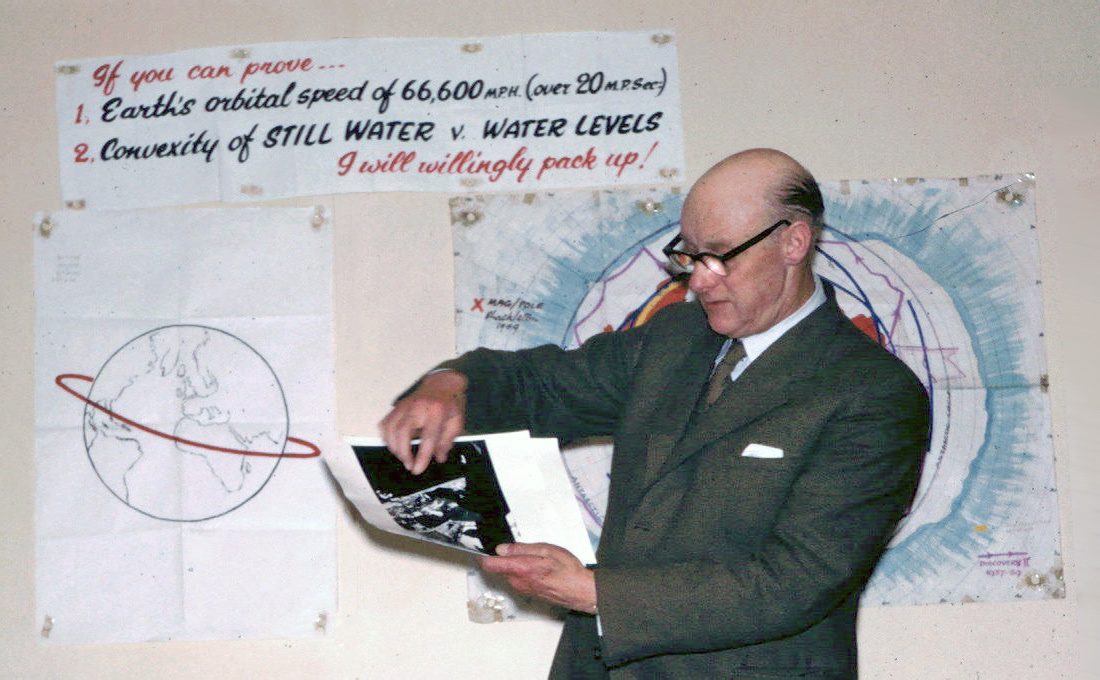          1966 .