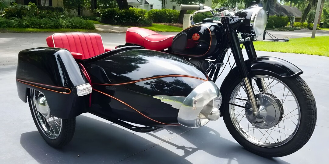 «Могли позволить себе только буржуи»: Рассказываю, какие мотоциклы в СССР были самыми дорогими