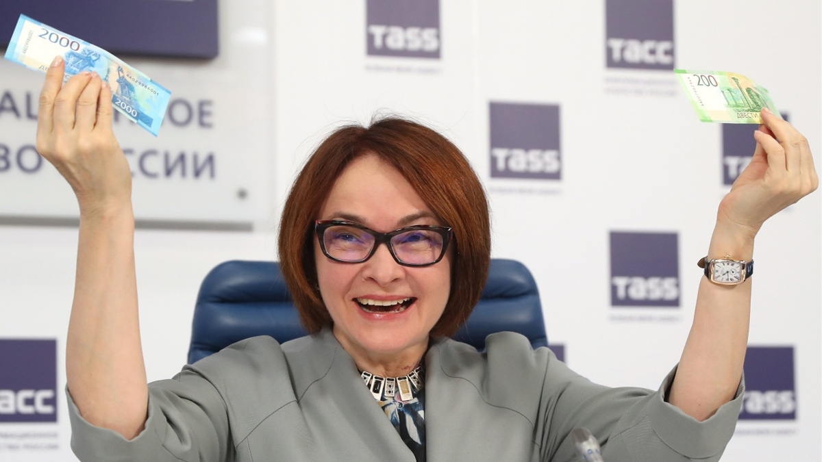 Пора возвращаться к наличке: почему карты ваш враг!