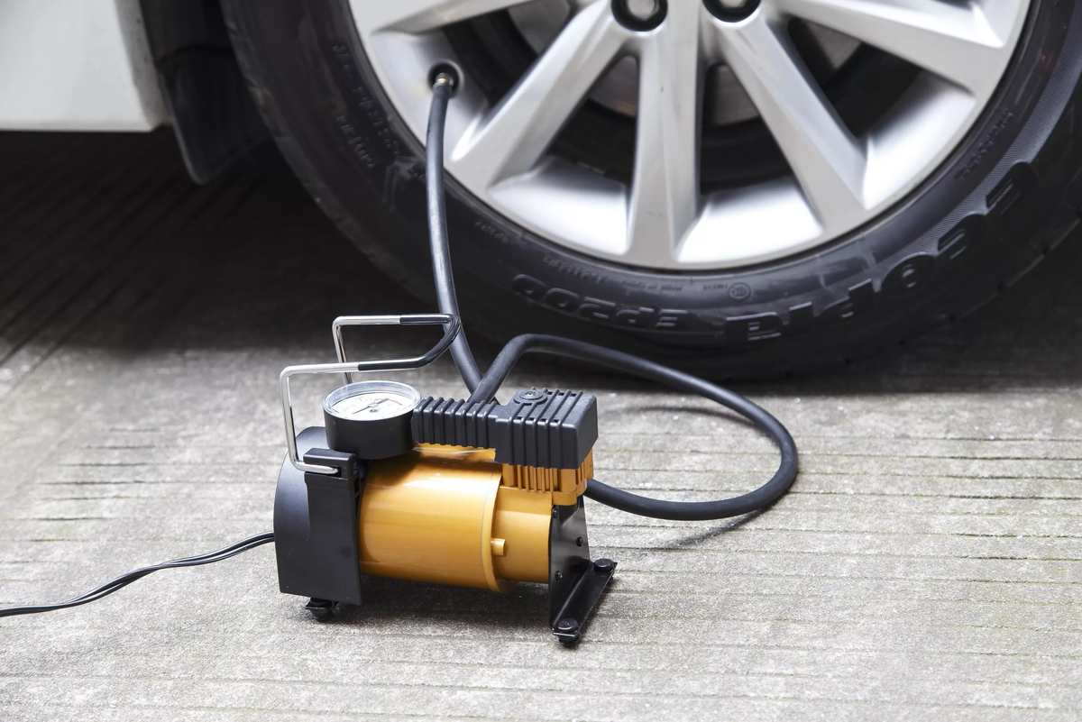 Компрессор, подключённый к колесу