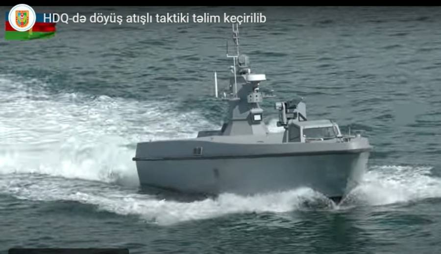 Новый БЭК на маневрах ВМФ Азербайджана
Источник: https://mod.gov.az/ru/news/v-vms-azerbajdzhana-provedeny-takticheskie-ucheniya-s-boevoj-strelboj-video-55374.html