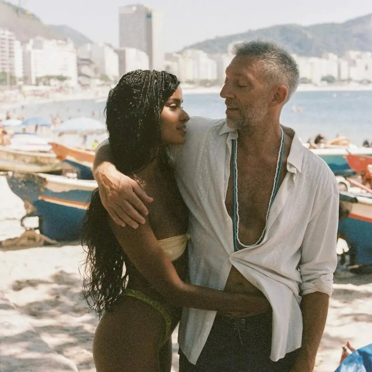 Венсан кассель и Тина Кунаки