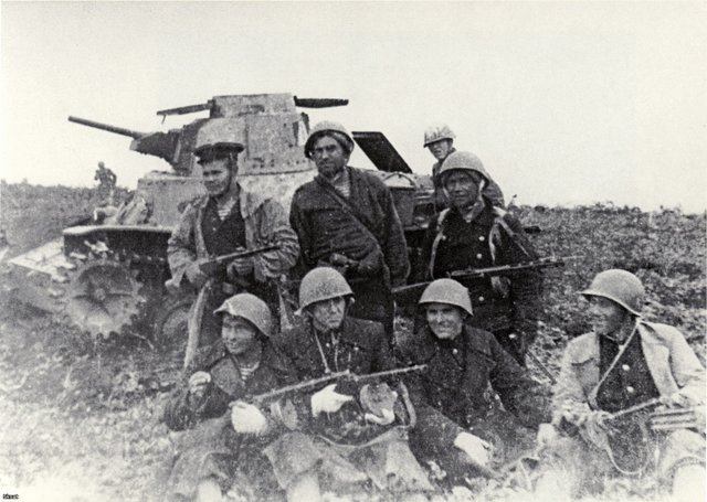 Фото: Участники Курильского десанта / Архивная фотография