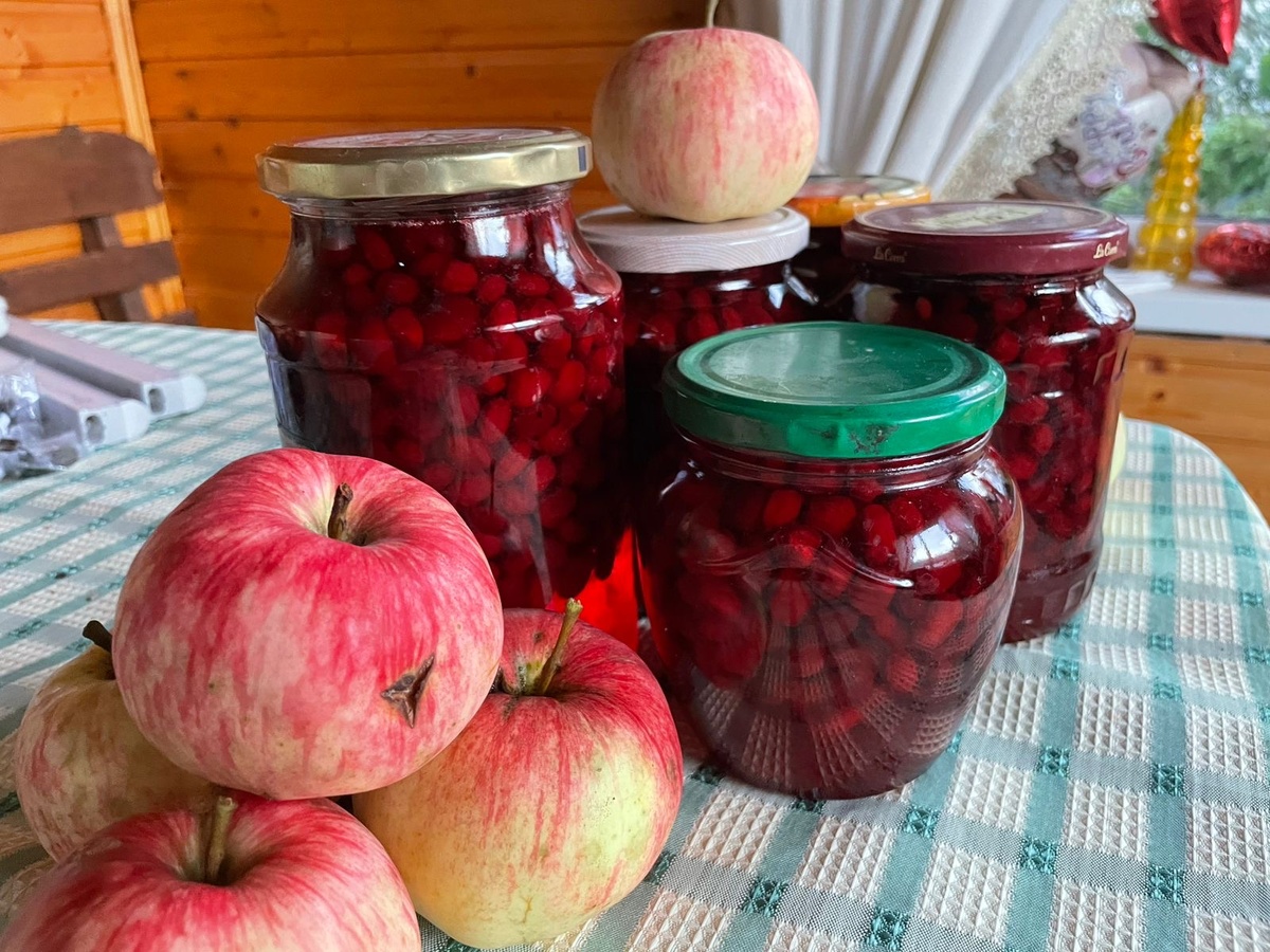 Плоды моих трудов🥰 Люблю кизиловое варенье!