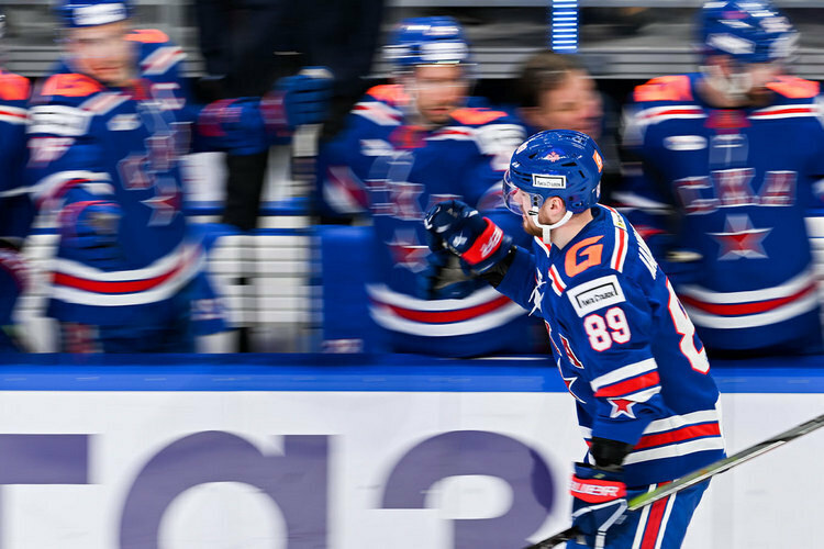    Карпухин оказался не нужен СКА после прихода в клуб Ларионова.   
Фото: ska.ru