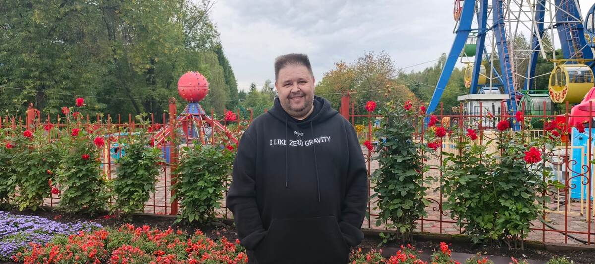 Это в городском парке. Заметили зубья сверху? Эт временные, привыкаю пока. Стом-страничка на подходе:))