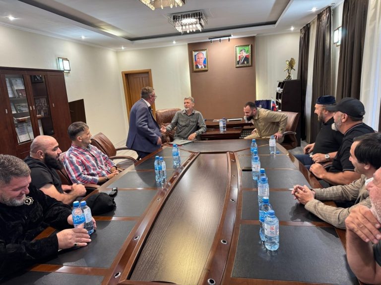    Оренбуржье посетил замминистра Чечни по информационной политике Антон Пичурин