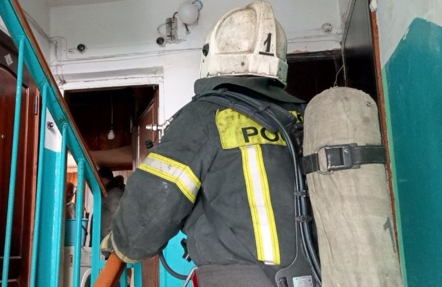 Распространение огня удалось остановить