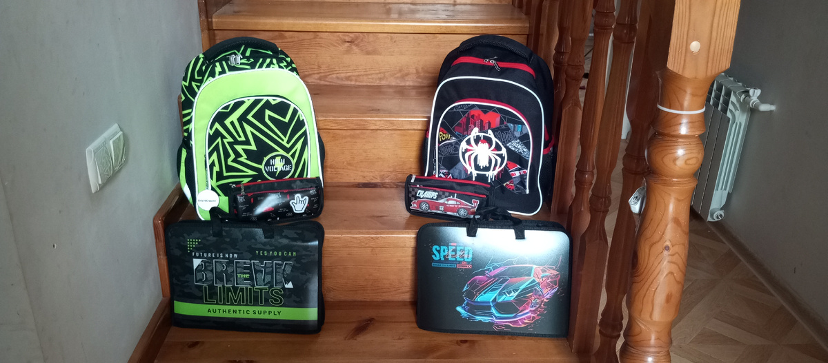 Собрала старших, обновила рюкзаки