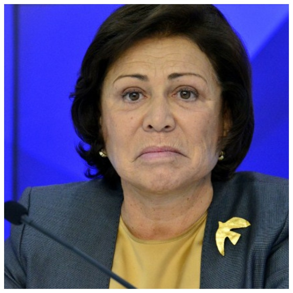 Перед нами женщина чиновник - депутат с окладом в полмиллиона рублей