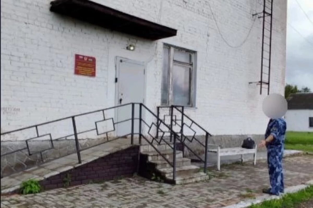    Жизнь не учит: находясь в исправительном центре, мужчина напал на охранника