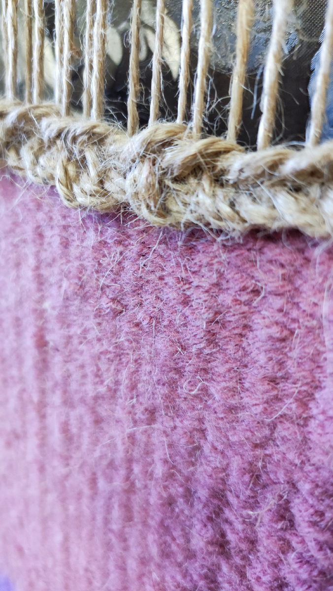 Косичка из шпагата — прочный и красивый элемент оформления