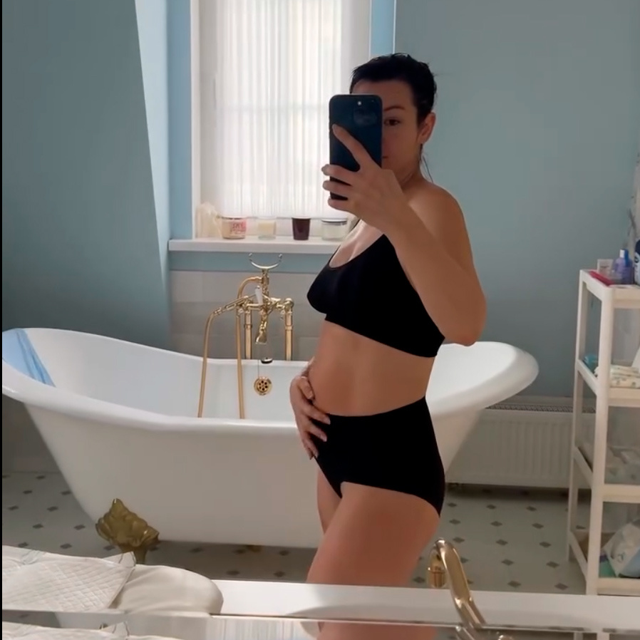 Ида Галич спустя две недели после родов. Фото: соцсети