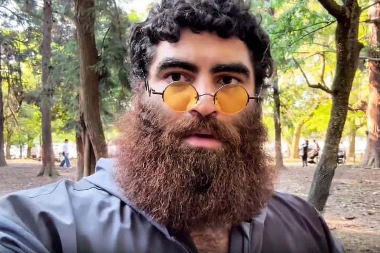    Социальные сети