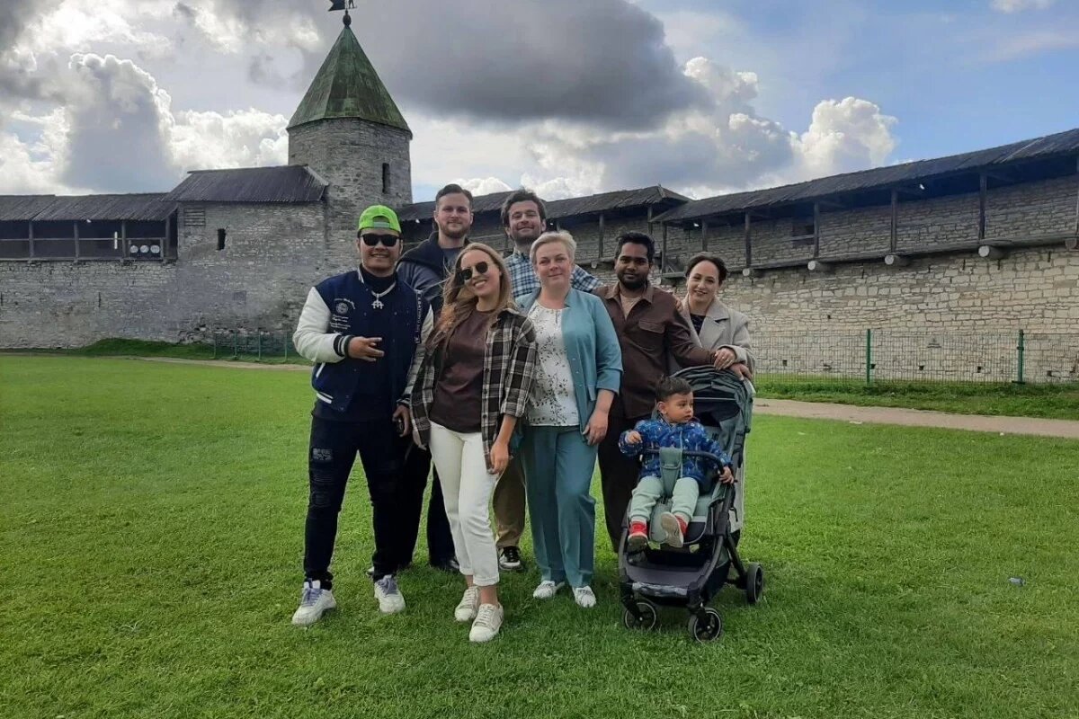    Центр «Соотечественник» в Пскове посетили популярные тревел-блогеры