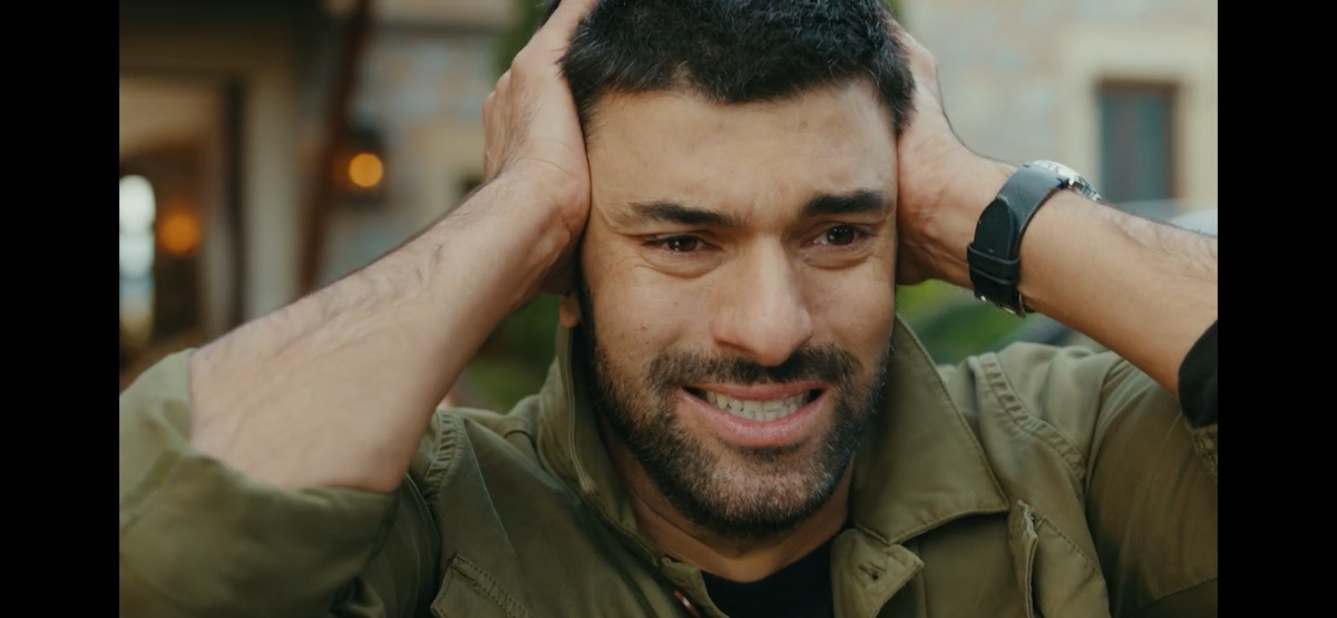 Стоп кадр из сериала «Дочь посла». Санджар