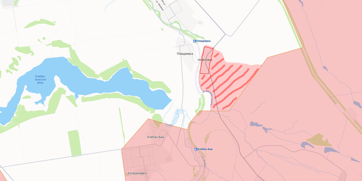 Красным контуром - село Нелеповка, красным штрихом - вероятный контур продвижения ВС РФ на подступах к населённому пункту.