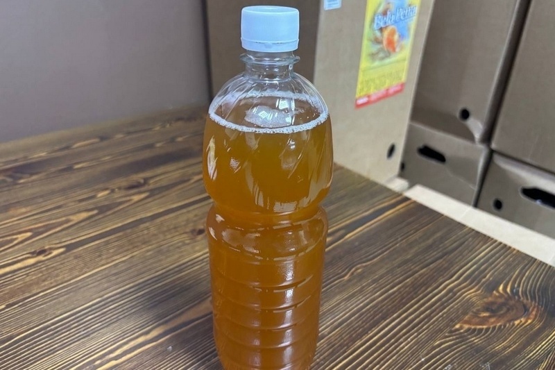    Заведение на Ленинградской, 60 проверили активисты "Народного контроля".