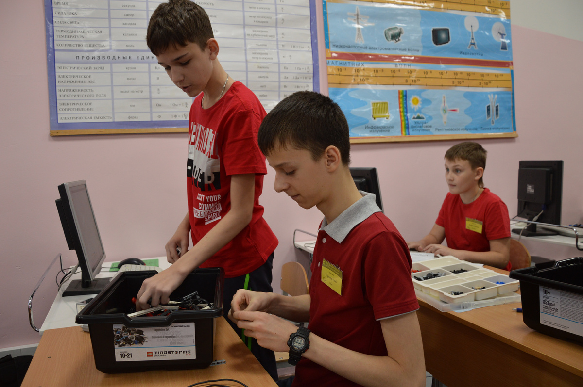 Чемпионат по робототехнике на Кубок Губернатора Сахалинской области (2017 год)