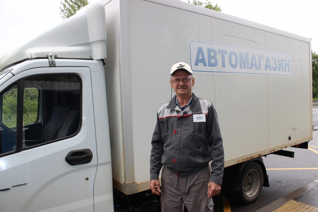 В обслуживании у Павла Карызны весь район, работа строго по графику.
