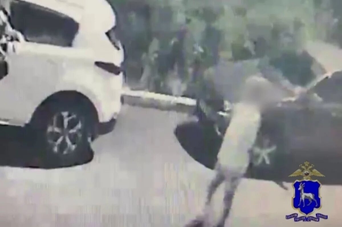    Житель Жигулевска не запер свою «Гранту» и лишился более 9 тысяч рублей