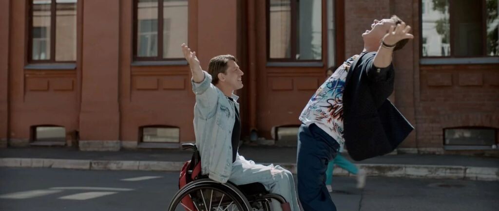 Кадры из фильма "Точка опоры" 2024, комедия, Россия