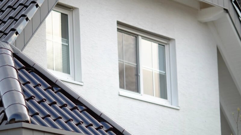     Окна в доме. Истчник фото: ru.freepik.com, автор wirestock.