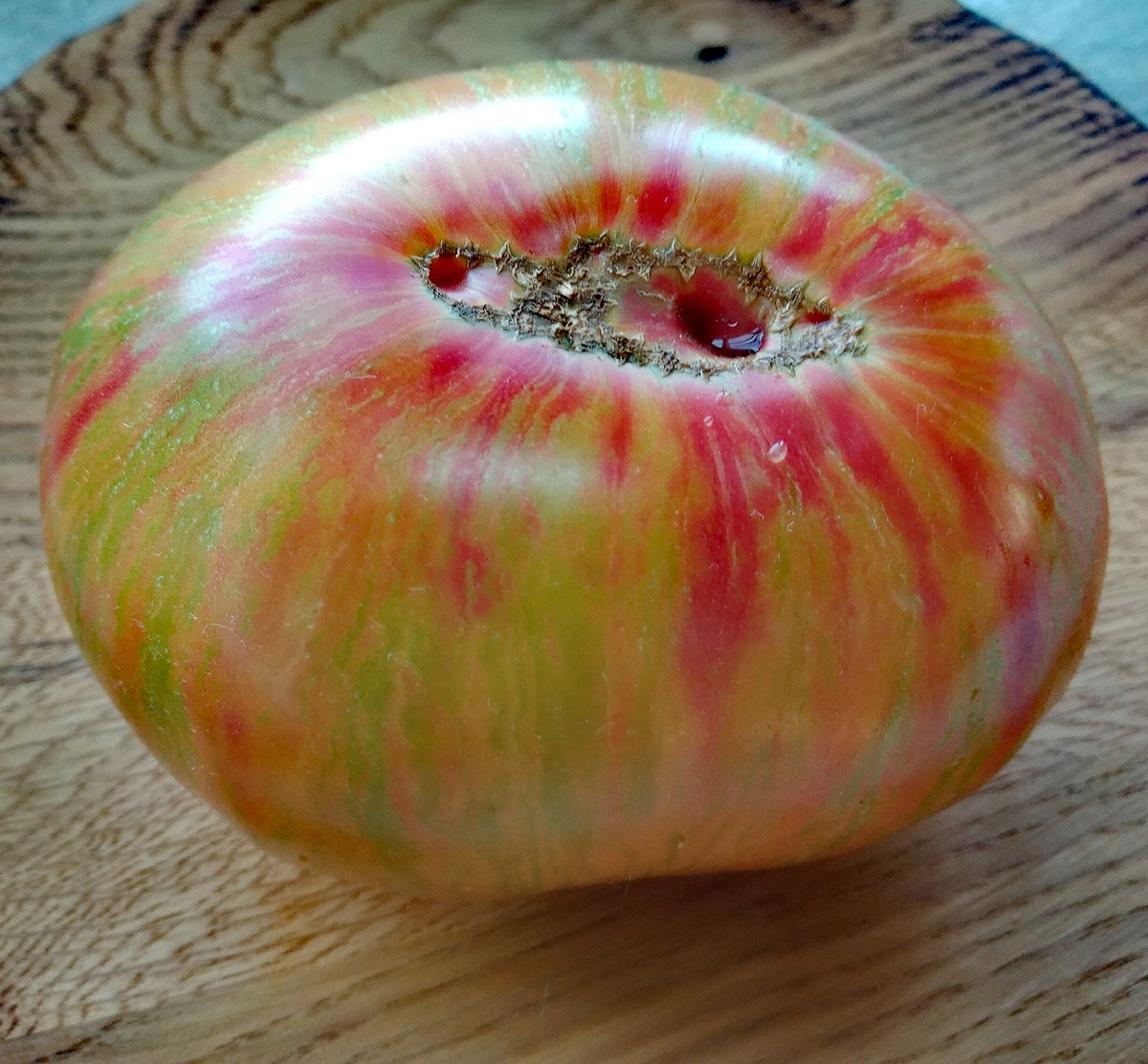 Фото автора от 21.08.2025г. Разбираемся с окраской плодов!