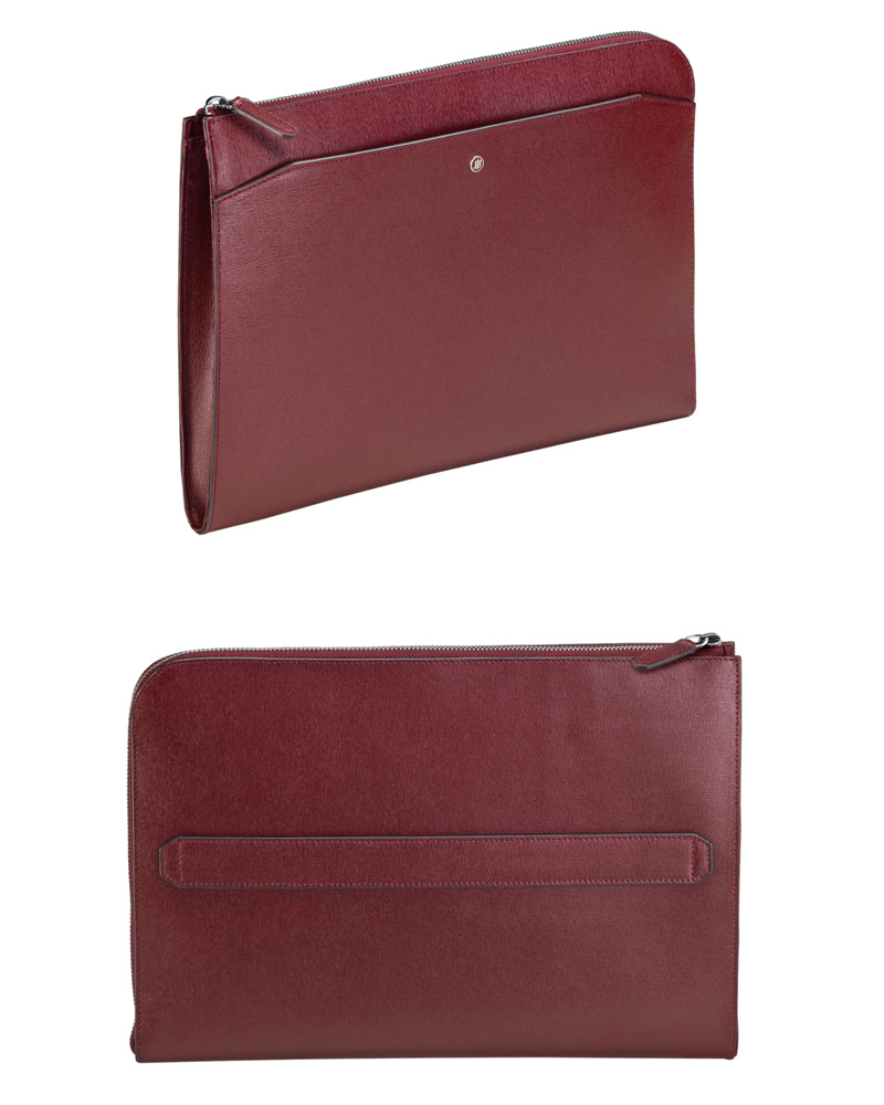 Чехол для ноутбука Montegrappa Classic из бордовой тисненой кожи с отделением на молнии, накладным карманом на магните снаружи и одним накладным карманом внутри. Размер 35х3,5х26 см.