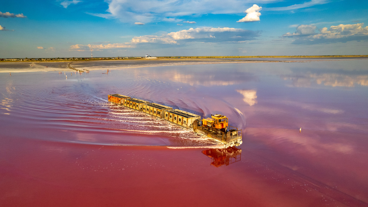 Источник https://pikabu.ru/story/ozero_burlinskoe_11059815