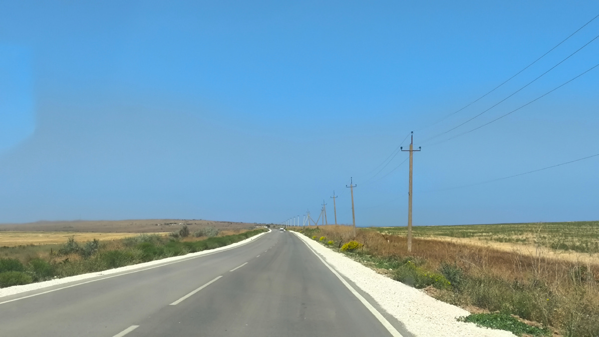 Отличная новая дорога к озеру Чокрак