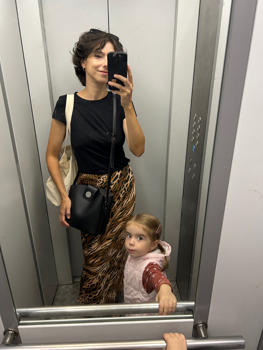 На фото я, дочка и Тиня))