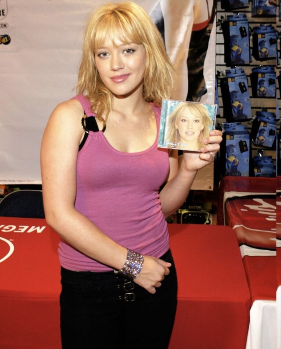 Соцсети Хилари Дафф